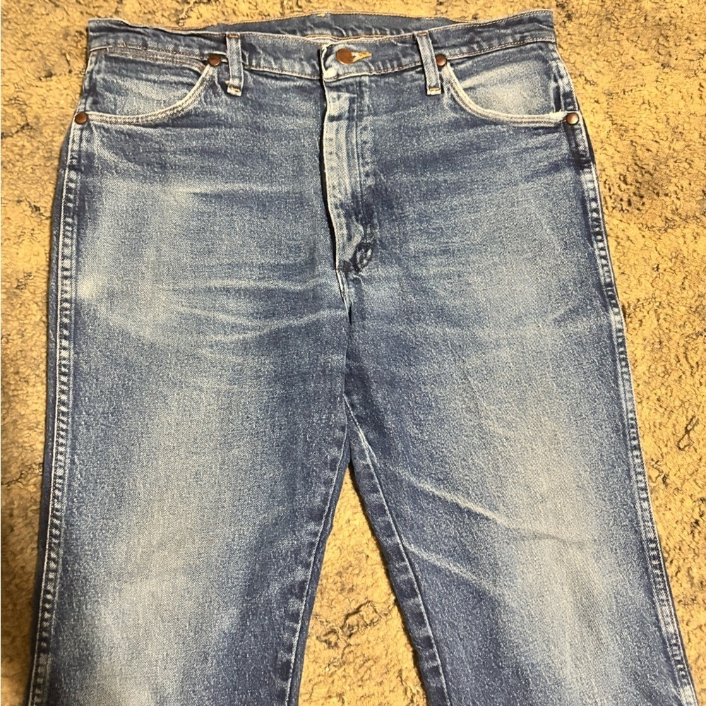 Wrangler Men's Classic Blue bootcut Jeans size 36 - Picture 4 of 8